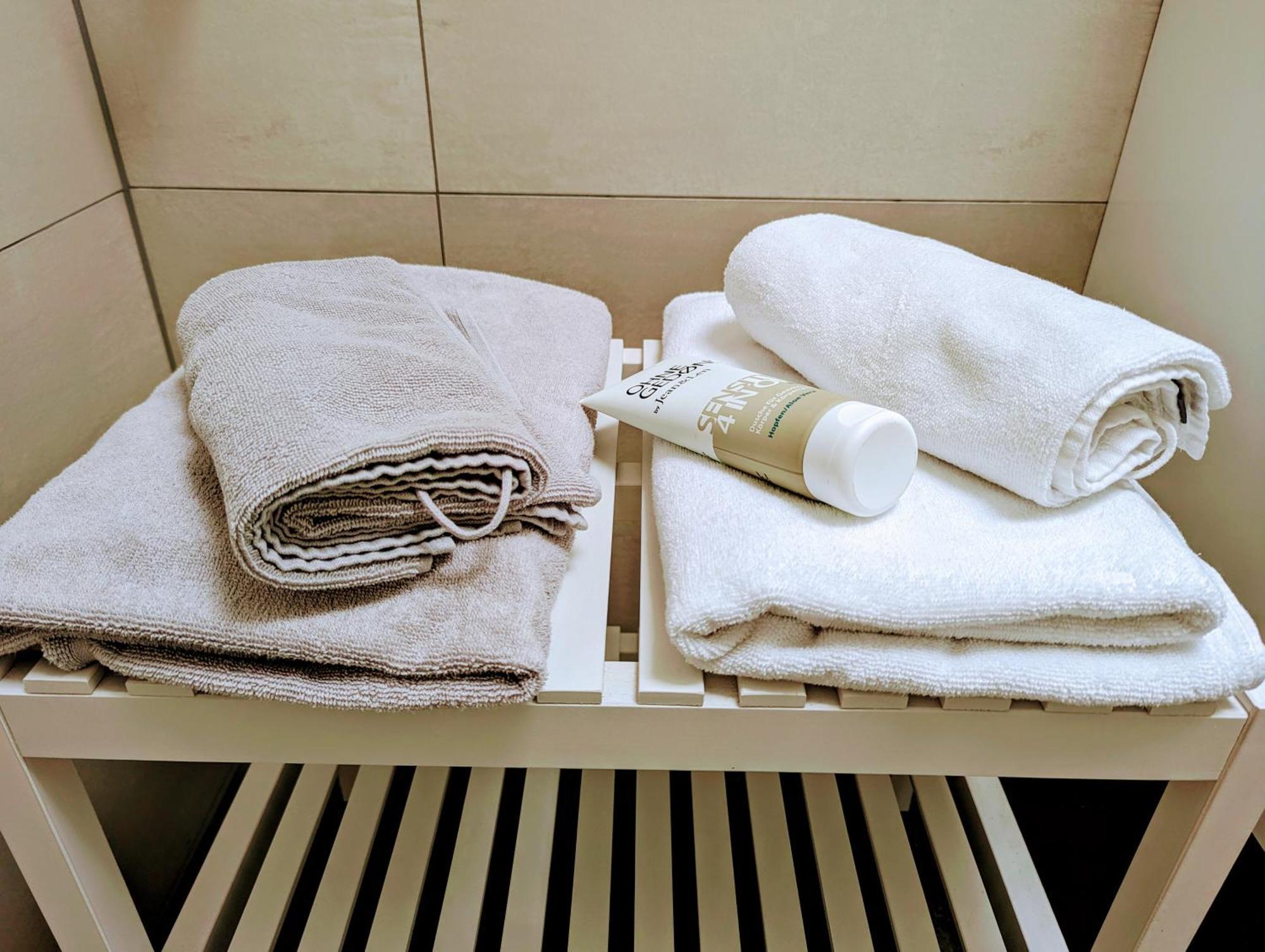 Fewo Urban Gotha-Apartment Ekhof- Am Schlosspark- Parken An Der Der Tuer- Barrierefrei, 900 Meter Zum Bahnhof - Wallbox Экстерьер фото